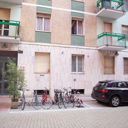 Apartamento Sweet House Navigli Milán Exterior foto